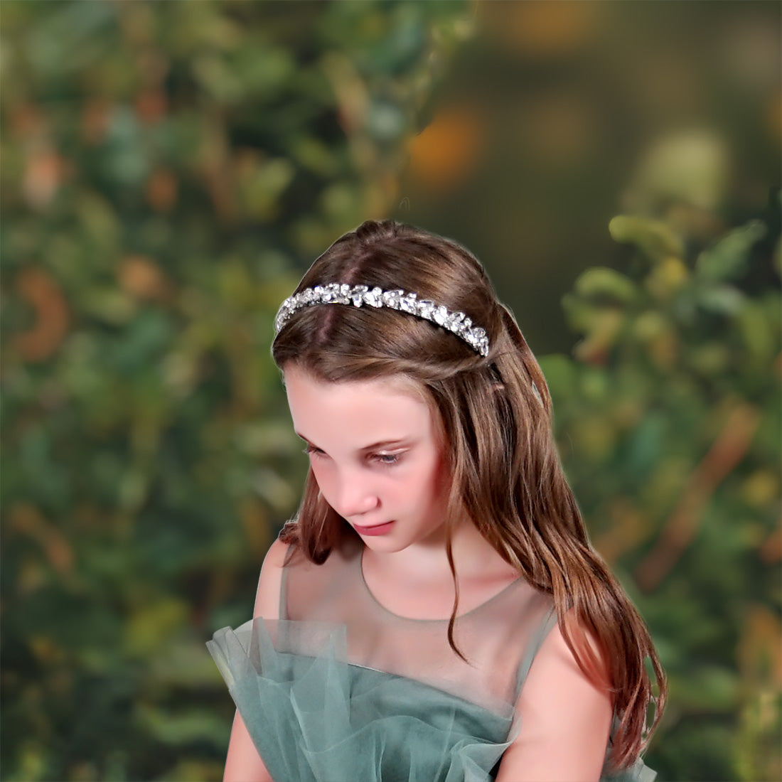 Pear Shaped Stone Studded Hairband - Silver